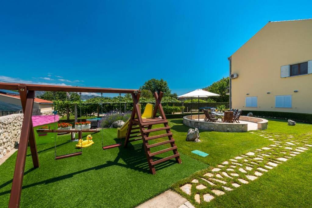 Vila Vergatum-Privacy,Gym,Billiards,Table Tennis Donji Brgat المظهر الخارجي الصورة