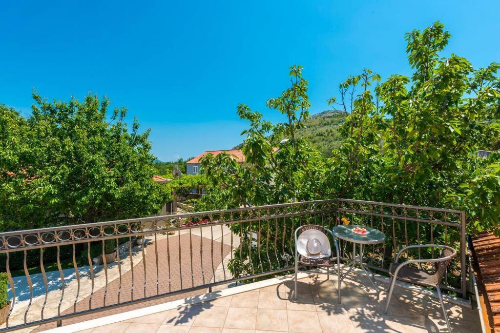 Vila Vergatum-Privacy,Gym,Billiards,Table Tennis Donji Brgat المظهر الخارجي الصورة